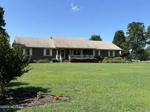 413 Holly Hill Rd, Murfreesboro, NC 27855