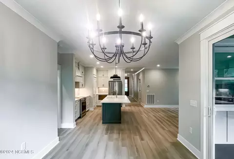 Entry Way - 225 Merion Cir, Pinehurst, NC 28374 photo 2 of 5