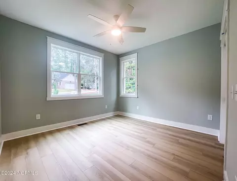Bedroom - 225 Merion Cir, Pinehurst, NC 28374 photo 11 of 14