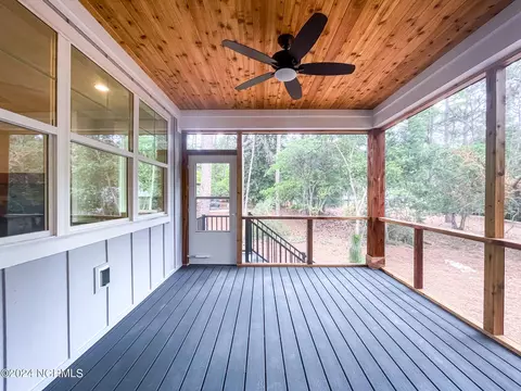 Exterior - 225 Merion Cir, Pinehurst, NC 28374 photo 9 of 16