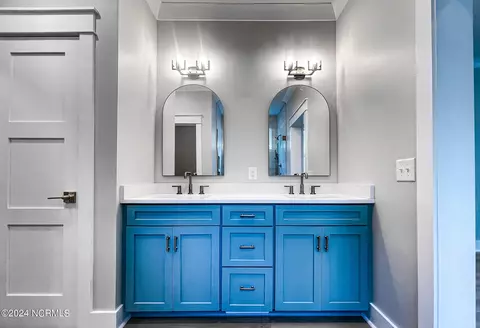 Bath - 225 Merion Cir, Pinehurst, NC 28374 photo 3 of 11
