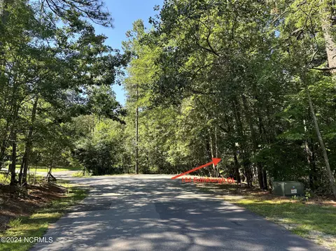 104 Edinburgh Ct, West End, NC 27376
