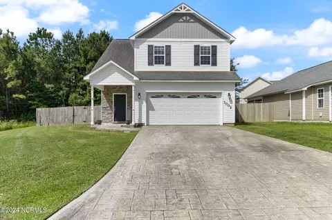 1002 Hollyfield Ct, Jacksonville, NC 28546