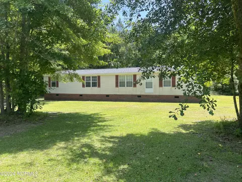 41 Rooster Tail Trl, Burgaw, NC 28425