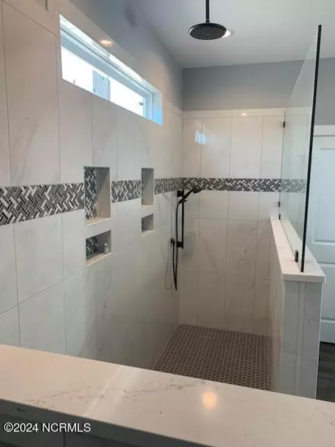Bath - 312 Maritime Loop Dr, Bath, NC 27808 photo 2 of 3