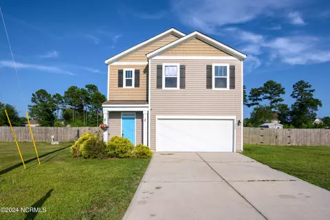 405 Saxby Way, Holly Ridge, NC 28445