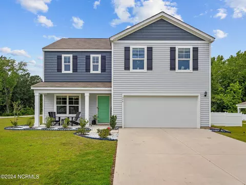 396 High Ridge Ct, Sneads Ferry, NC 28460