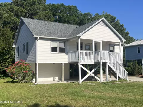 133 Page Pl, Emerald Isle, NC 28594