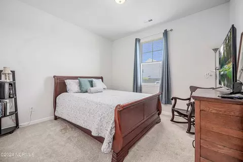 143 Seneca Reef Dr, Hampstead, NC 28443 photo 4