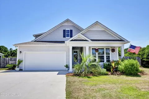 251 Seneca Reef Dr, Hampstead, NC 28443
