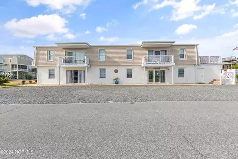298 Ocean Blvd W # 203, Holden Beach, NC 28462