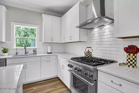 108 Bowman Field Cir, Hampstead, NC 28443 photo 9