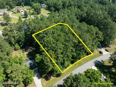 103 Seattle Slew Dr, Havelock, NC 28532