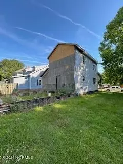 115 E 8th St, Washington, NC 27889 photo 4