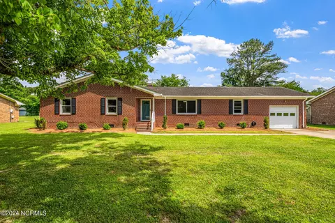 508 Forest Park Rd, Elizabeth City, NC 27909