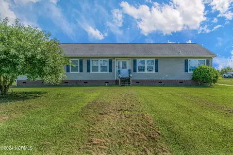 1164 Lynchs Corner Rd, Elizabeth City, NC 27909