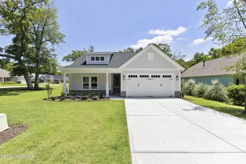 1773 Waterwing Dr SW, Ocean Isle Beach, NC 28469