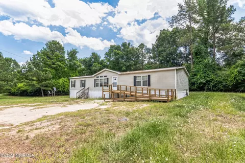 3918 Harrells Hwy, Garland, NC 28441
