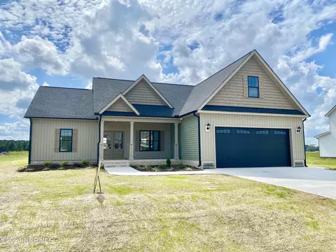 132 Ralph Dr, Pikeville, NC 27863