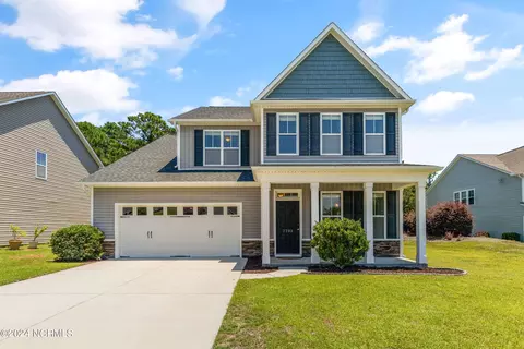 7733 Champlain Dr, Wilmington, NC 28412