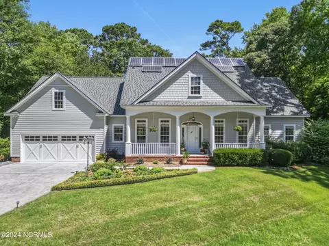 601 Ravenswood Rd, Hampstead, NC 28443
