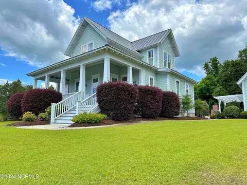 102 Cottage Walk, Hampstead, NC 28443 photo 8