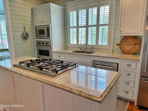 102 Cottage Walk, Hampstead, NC 28443 photo 22