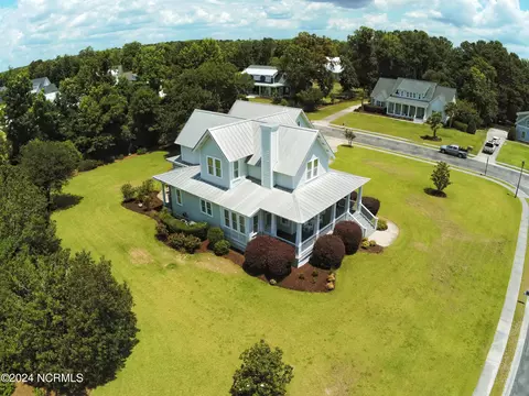 102 Cottage Walk, Hampstead, NC 28443 photo 6