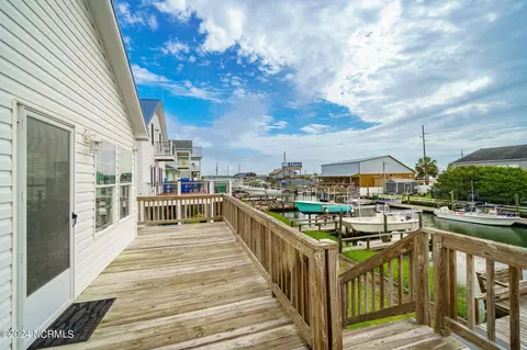 106 Smith St, Atlantic Beach, NC 28512 photo 14