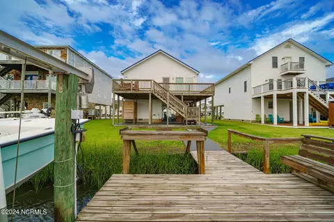 106 Smith St, Atlantic Beach, NC 28512 photo 36