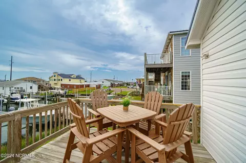 106 Smith St, Atlantic Beach, NC 28512 photo 13