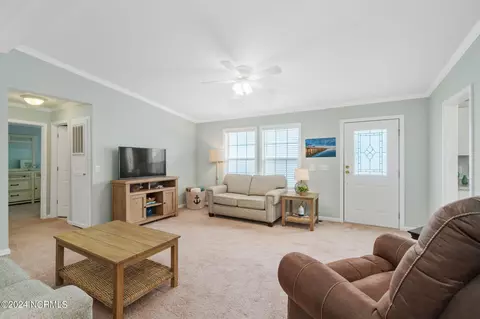106 Smith St, Atlantic Beach, NC 28512 photo 15