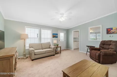 106 Smith St, Atlantic Beach, NC 28512 photo 4