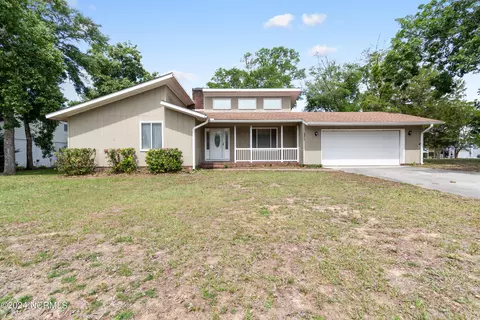 3307 E Oak Island Dr, Oak Island, NC 28465