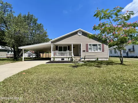 906 Neuse Ave, New Bern, NC 28560
