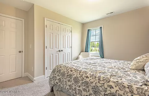Bedroom - 411 Sundown Ct, Hubert, NC 28539 photo 4 of 8