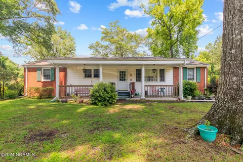 606 Cheyenne Rd, Jacksonville, NC 28540