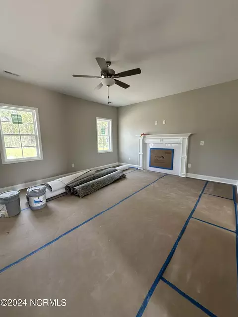 225 Shadow Grass Ct, Stella, NC 28582 photo 8