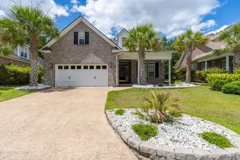 746 Creekway Cir SE, Bolivia, NC 28422