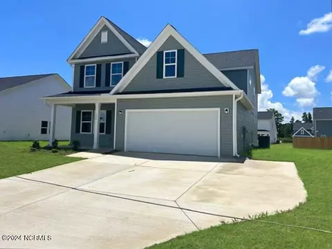 106 Harvest Bluff Ln, Jacksonville, NC 28546