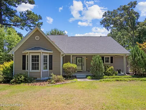 118 Westside Ln, Richlands, NC 28574