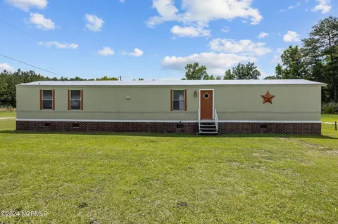 2648 Rebecca Ln, Kinston, NC 28504