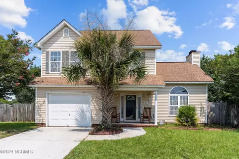 6909 Daybreak Ln, Wilmington, NC 28411