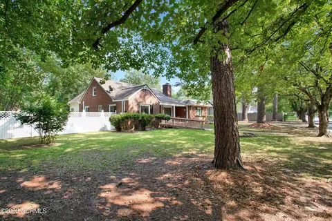 108 S Andrews Ave, Goldsboro, NC 27530