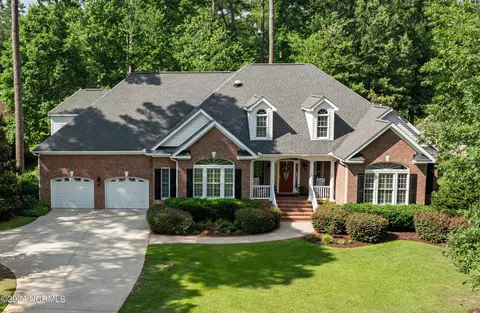 123 Perquimans Dr, Chocowinity, NC 27817