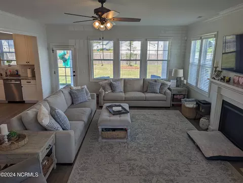 213 Bachmans Trl, Hampstead, NC 28443 photo 8