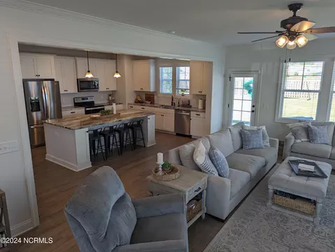 213 Bachmans Trl, Hampstead, NC 28443 photo 7