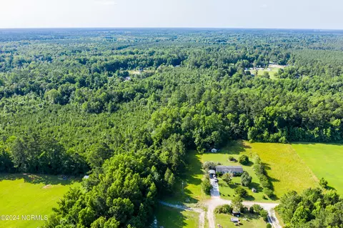lot4 B Friendly Living Ct, Burgaw, NC 28425
