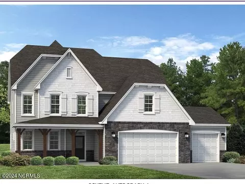204 Walzer Ct, Southern Pines, NC 28387