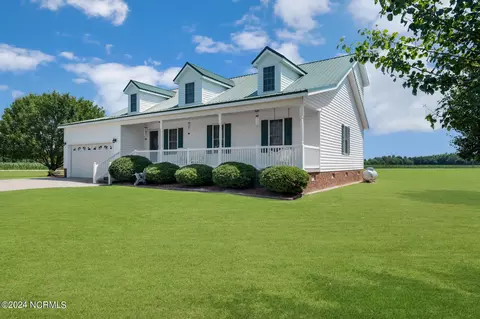 710 Honolulu Rd, Vanceboro, NC 28586
